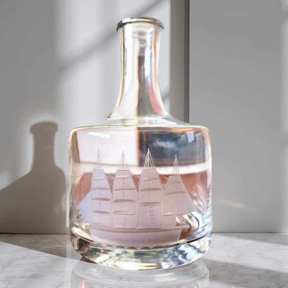 Toscany Crystal Decanter Etched glass Elegant no stopper Vintage. Clear